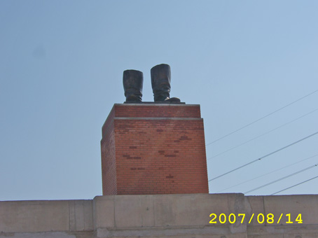 buty Stalina buty Stalina w parku pomników w Budapeszcie